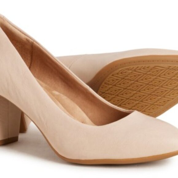 NIB Sofft Parisa Leather Off White Cushiones Heel Sz8 - Picture 1 of 13